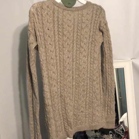 American Eagle sweater - Picture 2 of 4